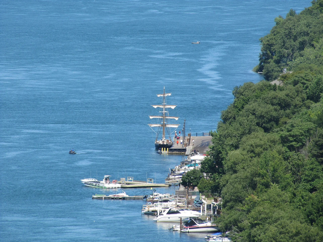 Niagara Parkway & Whirlpool